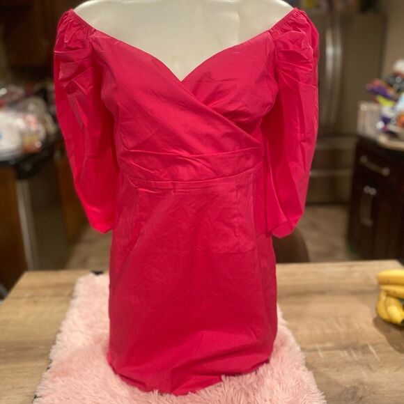 Dress   - Picture 1 of 3